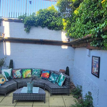Whole House With A Private Garden And Terrace, Central Brighton Bagian luar foto